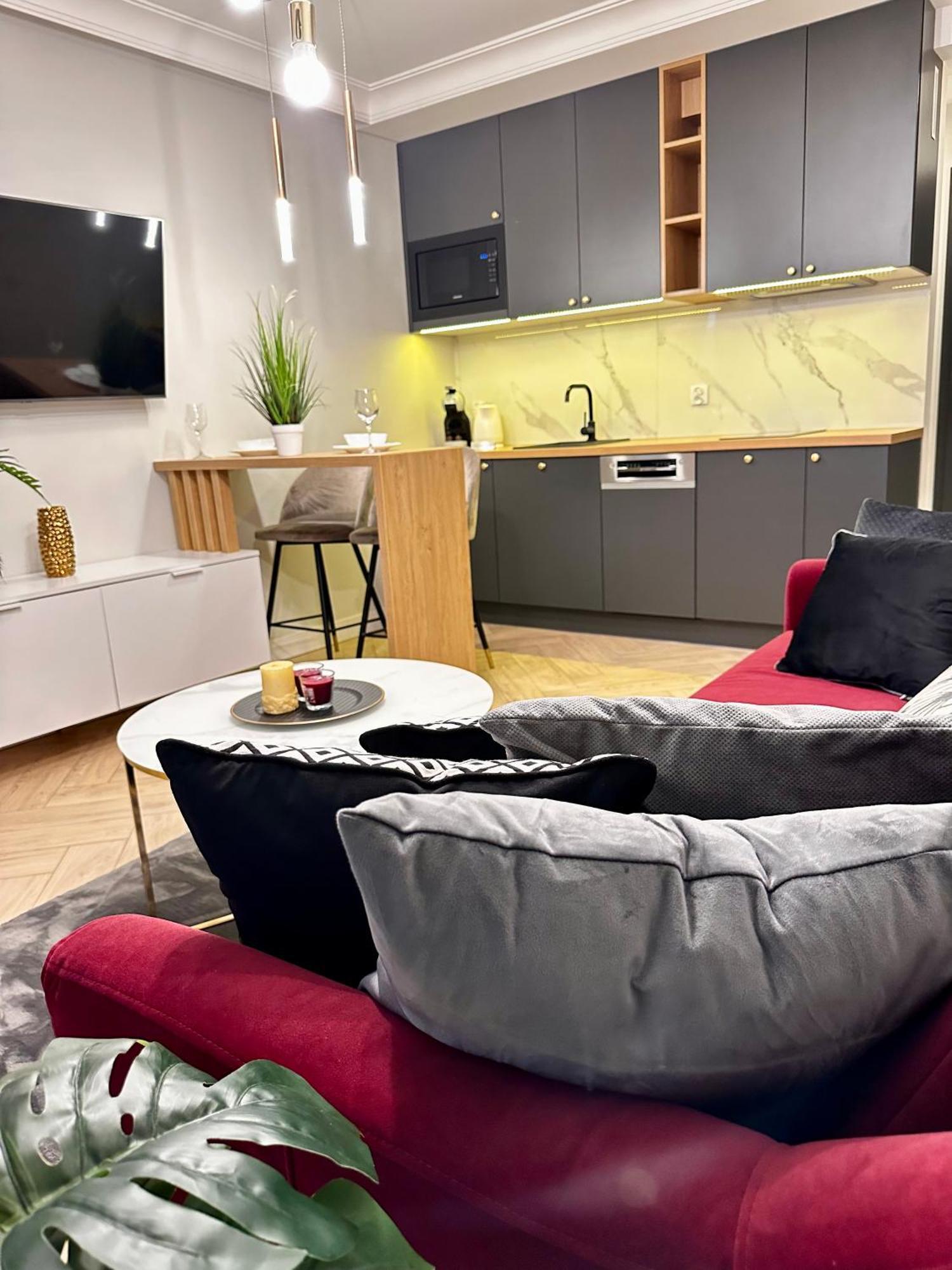 Apartamenty Kielce- Apartament Rubin Przy Zalew Kielecki, Faktura, Parking, Centrum 外观 照片