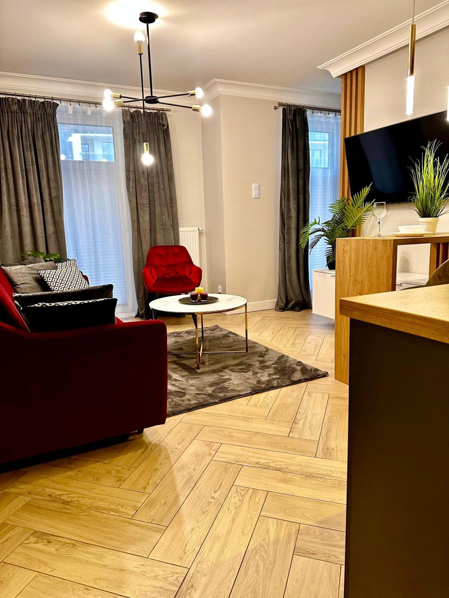 Apartamenty Kielce- Apartament Rubin Przy Zalew Kielecki, Faktura, Parking, Centrum 外观 照片